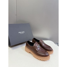 Prada Low Shoes